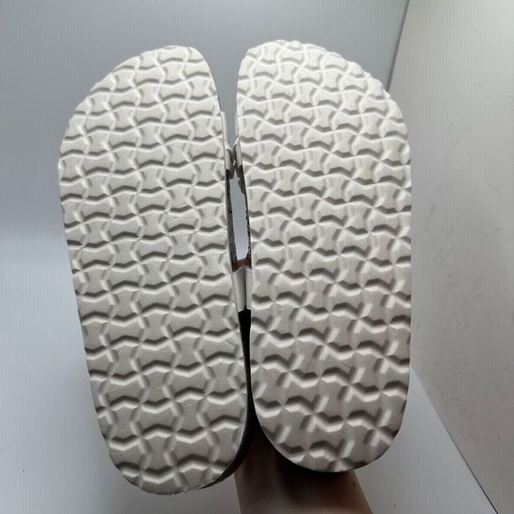 CUSHIONAIRE Women's  Cork footbed Sandal with +Comfort  8.5 WHITE - Picture 5 of 7